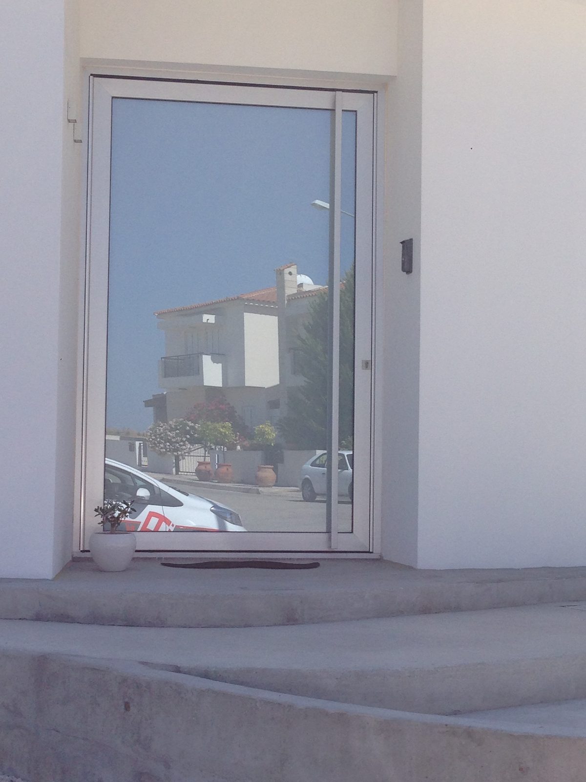 Corner window detail