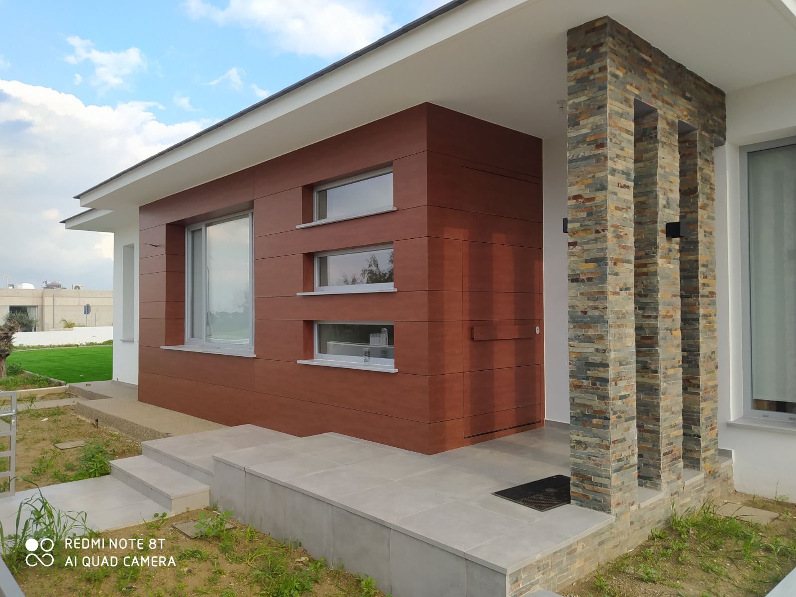 White frames against textured render